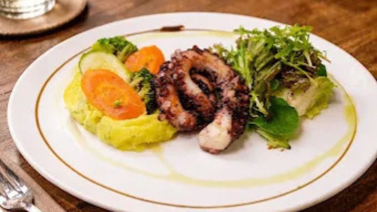 Arezoo Fazlollah on Google MyBusiness - Luna Garden Antalya