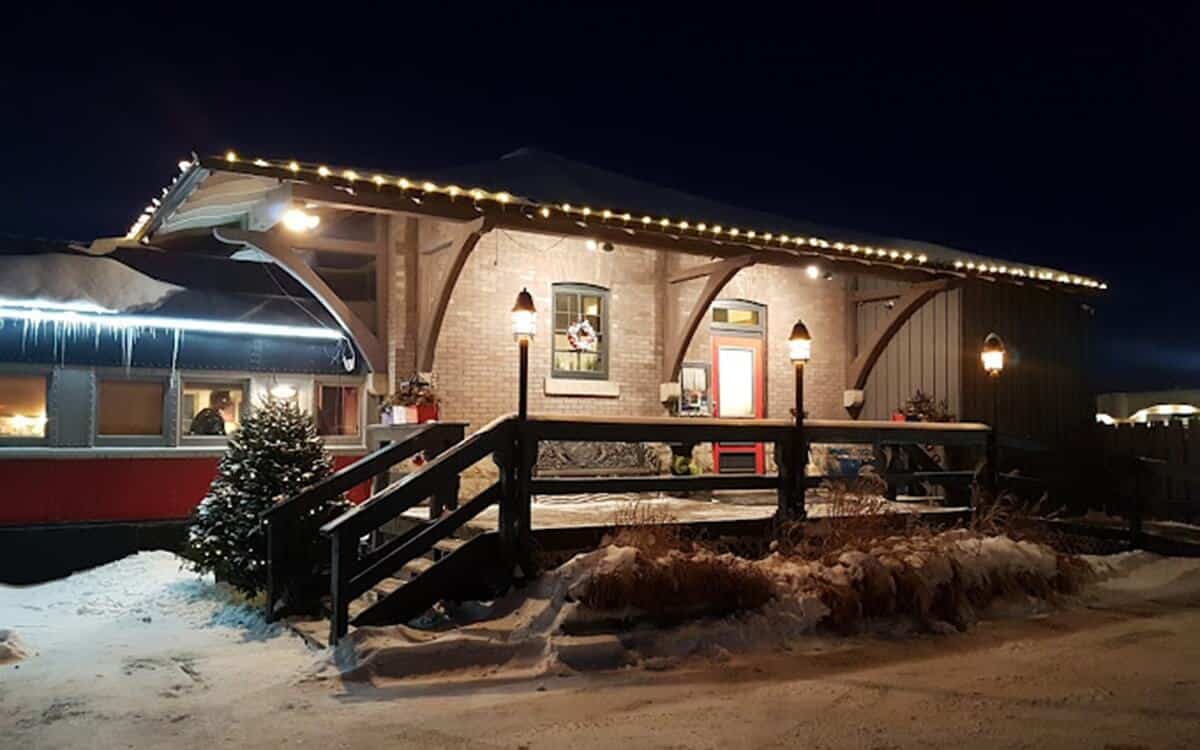 12 of the best restaurants in Winnipeg Le Petit Chef